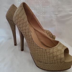 Tan Alligator Print Heels